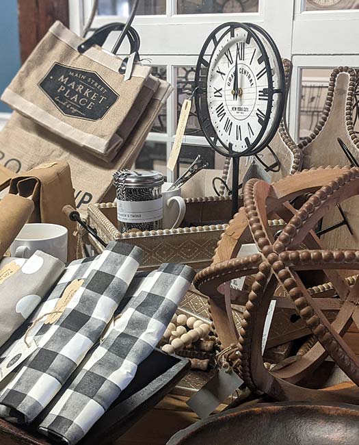 Finding Purpose Boutique - Urban Farmhouse